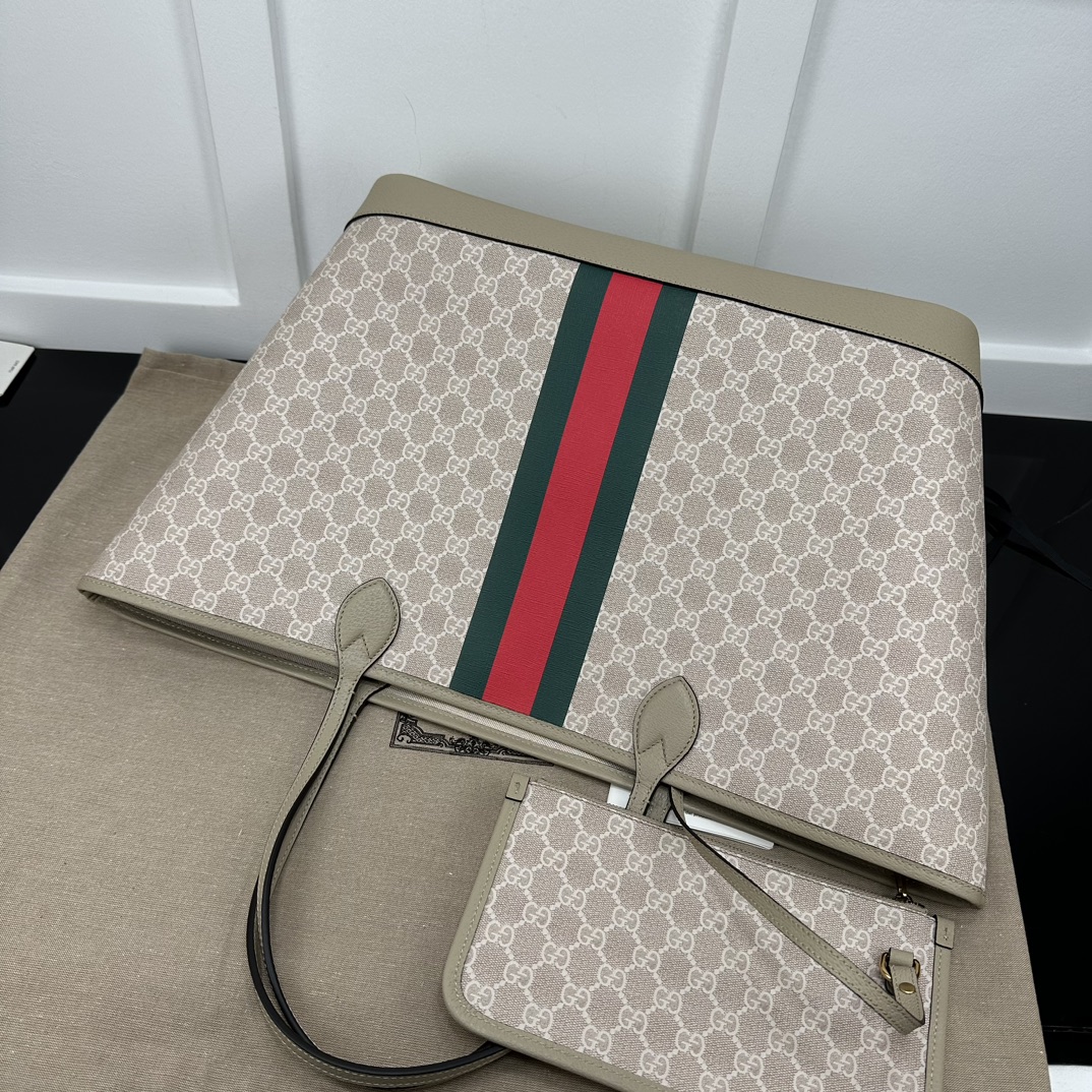 Gucci Shopping Bags